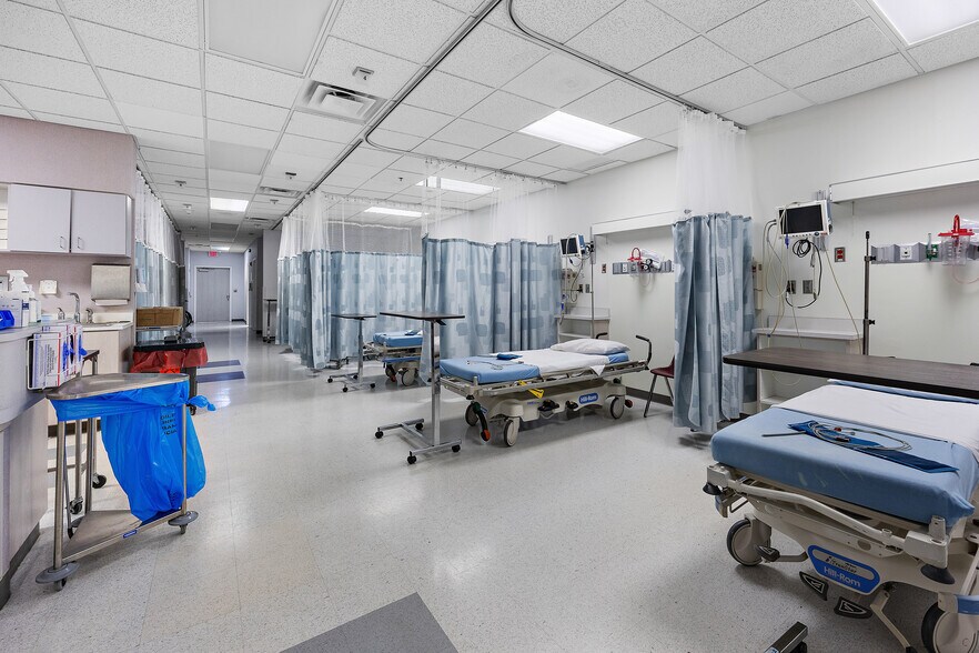 More Photos Of 3610 N University Dr, Nacogdoches Healthcare For Sale