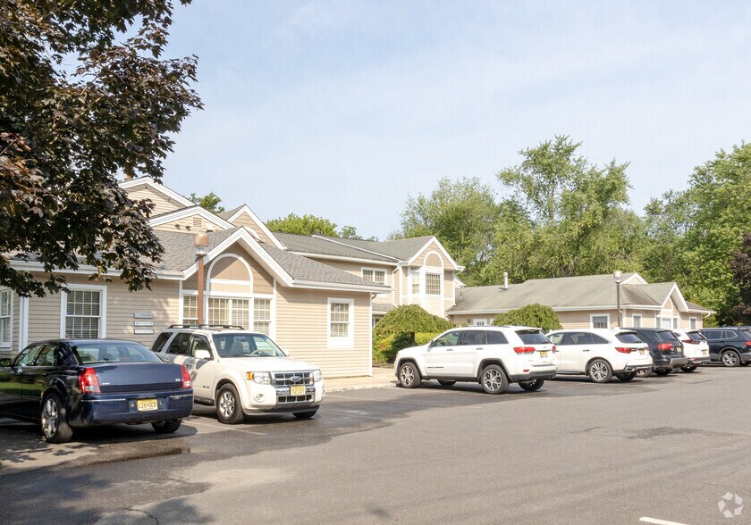 More Photos Of 5 Mountain Blvd, Warren Office For Lease