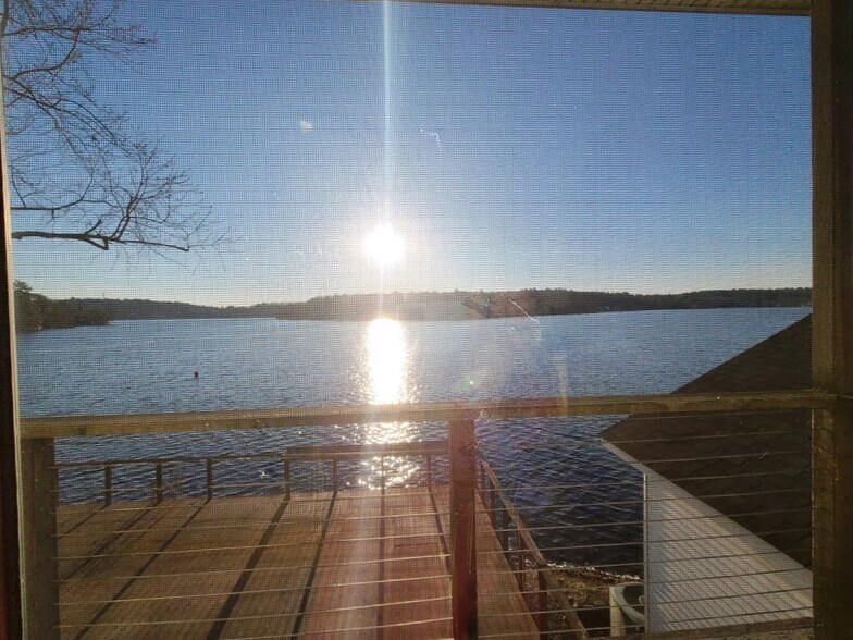 More Photos Of 1 Horseshoe Lake Rd, Kauneonga Lake Restaurant For Sale