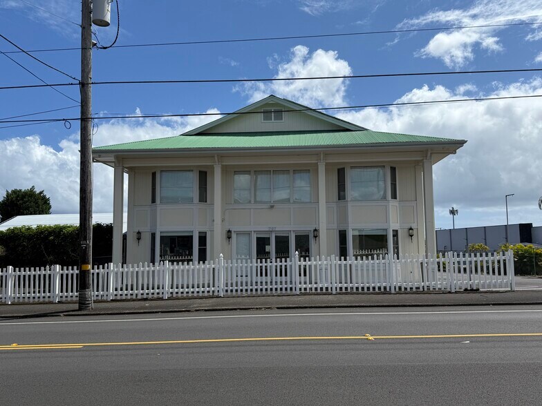 More Photos Of 707 Kinoole St, Hilo Freestanding For Lease