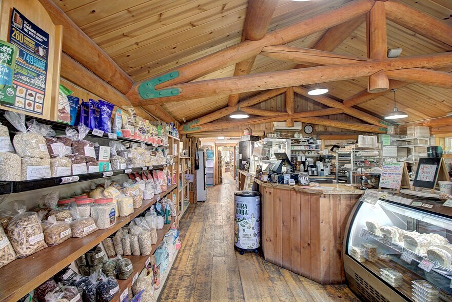 More Photos Of 300 Main St, Hot Springs Freestanding For Sale