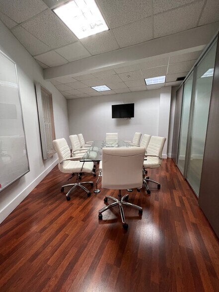 More Photos Of 20101-20161 NE 16th Pl, Miami Loft Creative Space For Sale