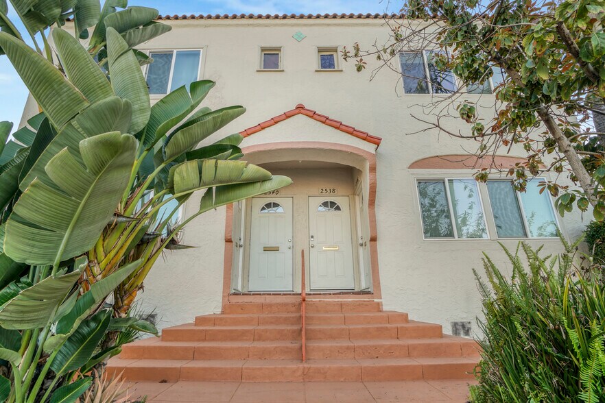 More Photos Of 2536 Atlantic Ave, Long Beach Multifamily For Sale
