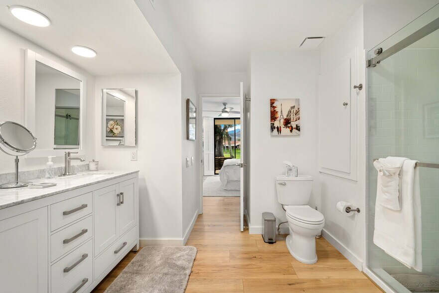 More Photos Of 60 La Ronda Dr, Rancho Mirage Apartments For Sale