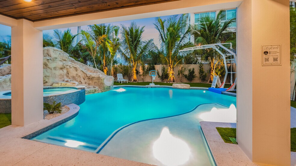 More Photos Of , Siesta Key Multifamily For Sale