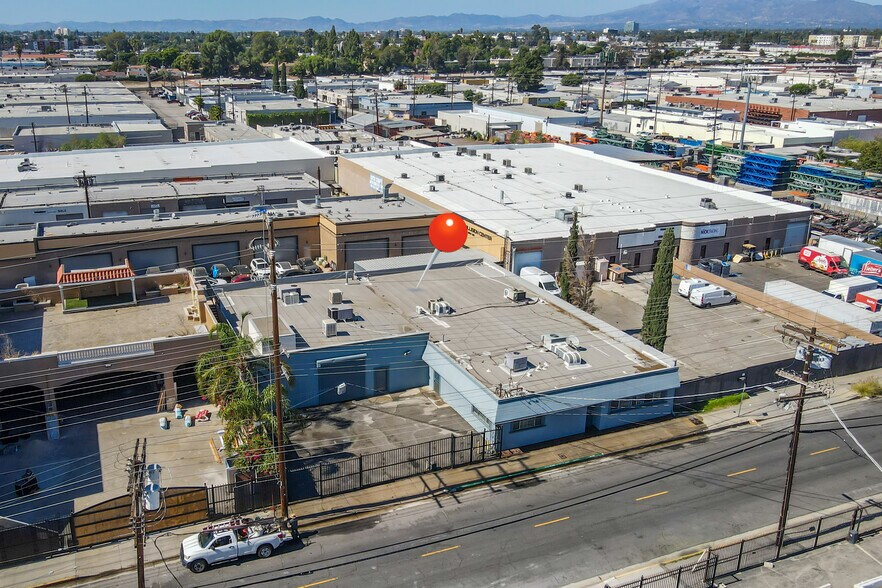 More Photos Of 7225 Fulton Ave, North Hollywood Warehouse For Lease