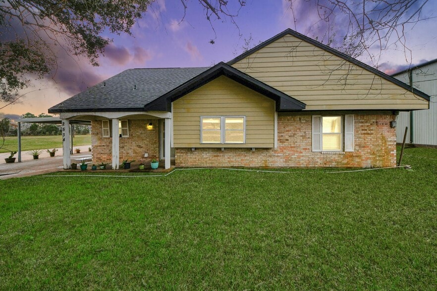 Primary Photo Of 2534 Garden Rd, Pearland Specialty For Sale