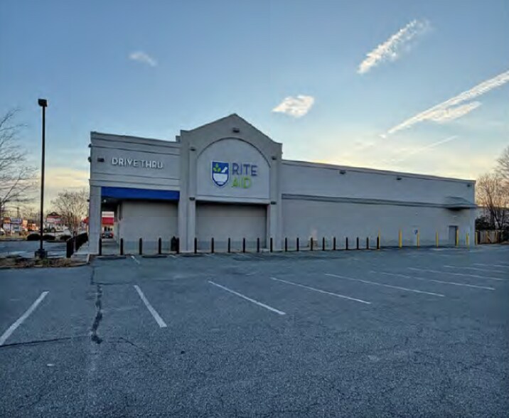 More Photos Of 970 N Main Rd, Vineland Drugstore For Sale