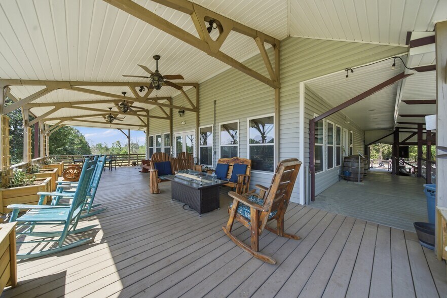 More Photos Of 1650 Dusty Rd, Newberry Winery Vineyard For Sale