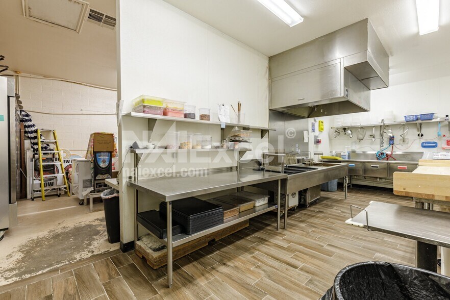 More Photos Of 435 N Bluff St, Saint George Freestanding For Lease