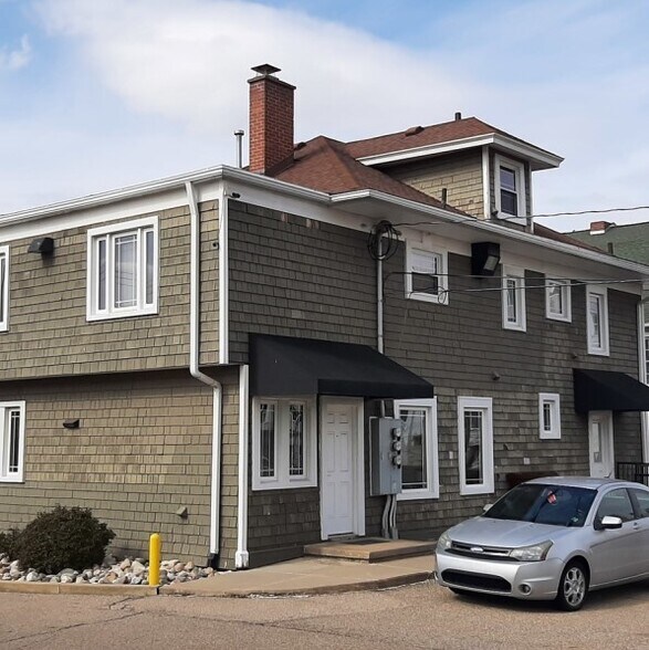 More Photos Of 611 S Capitol Ave, Lansing Office Residential For Lease