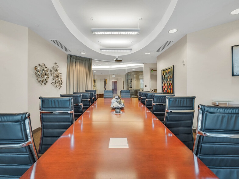 More Photos Of 1540 International Pky, Lake Mary Office For Lease