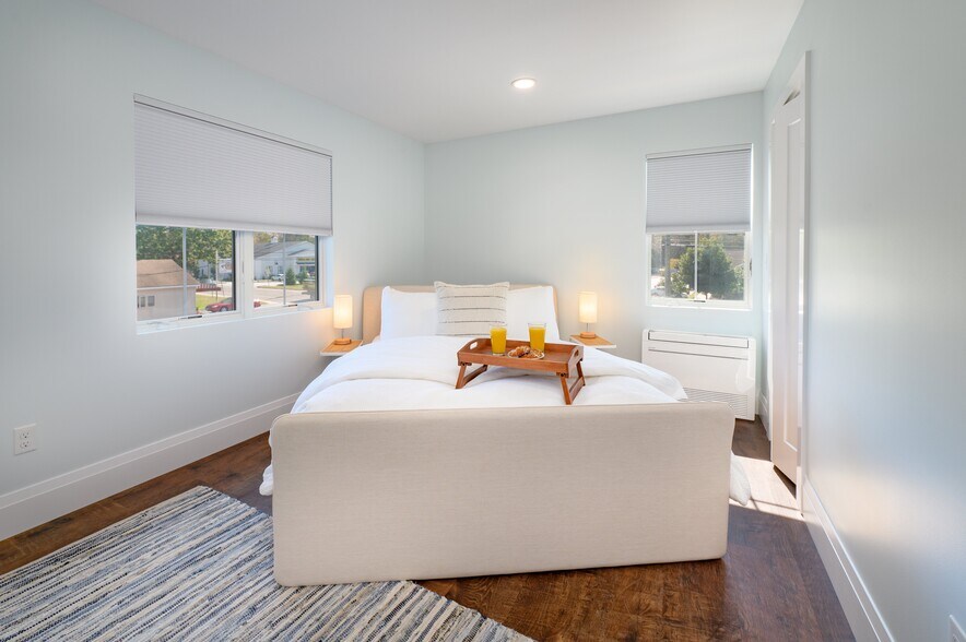 More Photos Of 159 Boston Post Rd, East Lyme Apartments For Sale