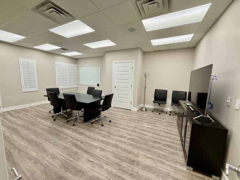 More Photos Of 2717 N Highway 89, Pleasant View Medical For Lease