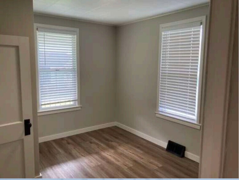 Primary Photo Of 1320 Harding Ave, Hershey Specialty For Sale