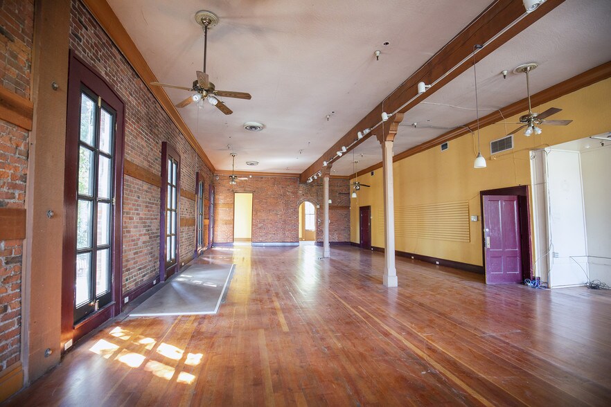 More Photos Of 112-114 J St, Sacramento Storefront Retail Office For Sale
