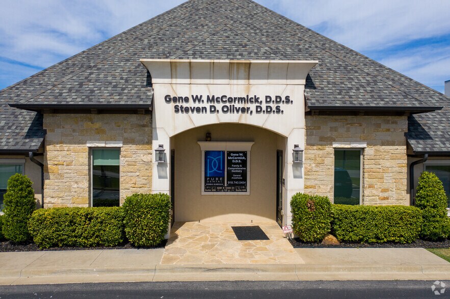 More Photos Of 6281 E 120th Ct, Tulsa Medical For Lease