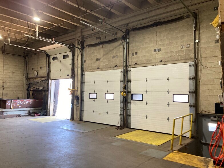 More Photos Of 700 Garfield Ave, Duluth Freestanding For Sale