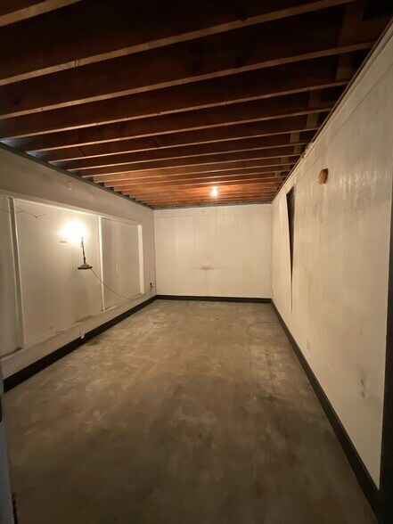 More Photos Of 3201 Texas Ave, La Marque Warehouse For Sale