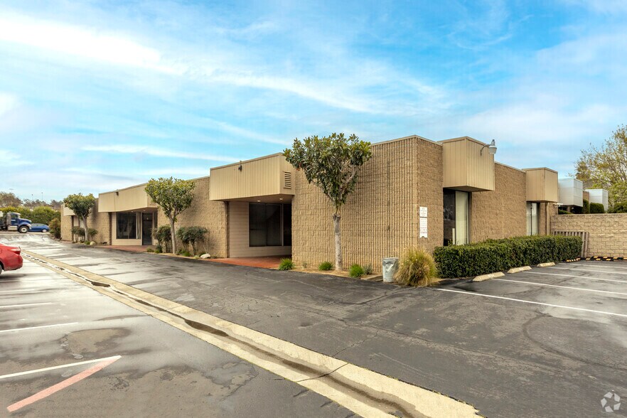 More Photos Of 370 Mulberry Dr, San Marcos Office For Lease