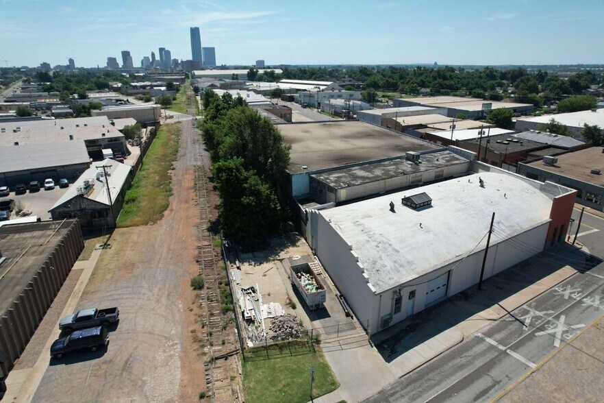 More Photos Of 1737 NW 5th St, Oklahoma City Warehouse For Lease