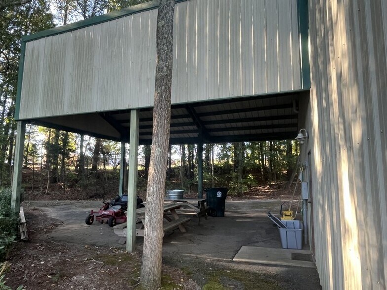 More Photos Of 460 Aerodrome Way, Griffin Land For Sale