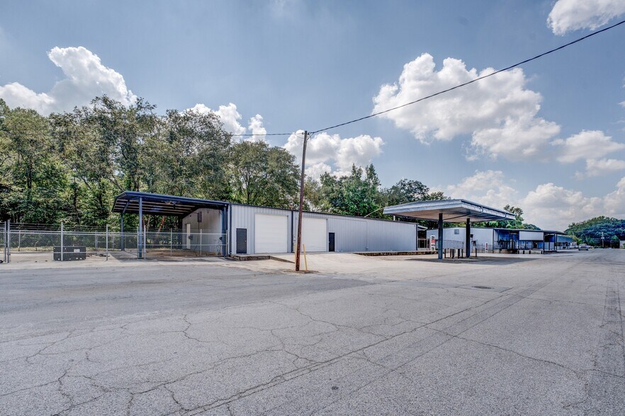 Primary Photo Of 1580 Collins Blvd, Austell Warehouse For Sale