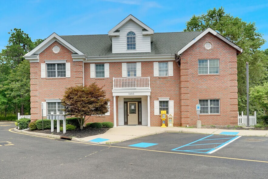 More Photos Of 1466 Hooper Ave, Toms River Medical For Lease