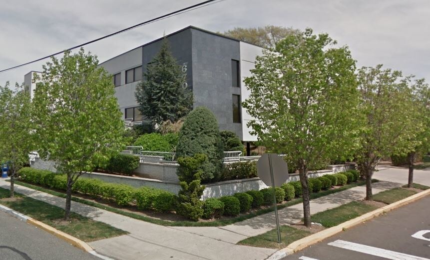 More Photos Of 670 Bergen Blvd, Ridgefield Medical For Sale