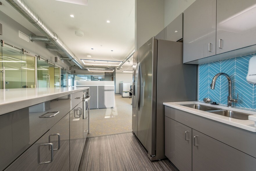 More Photos Of 1349 Water Valley Pky, Windsor Office For Lease