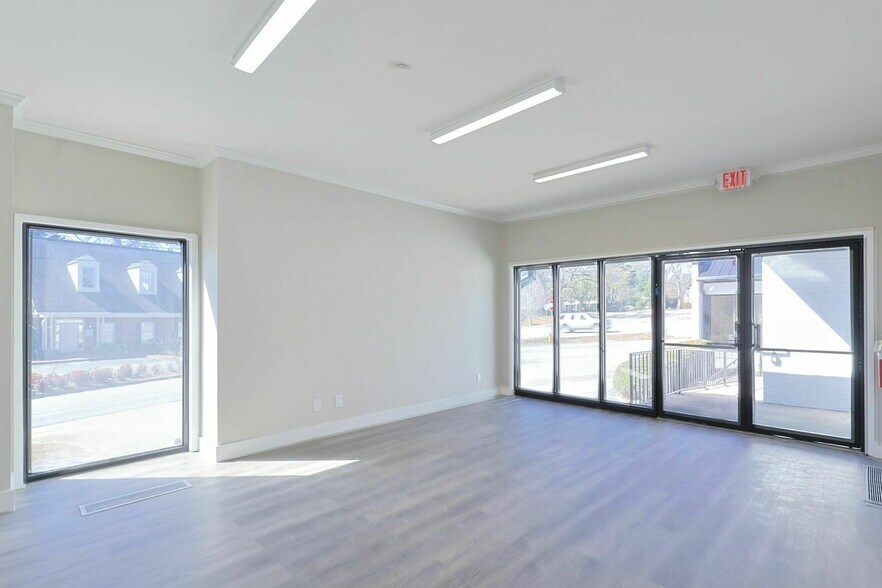 More Photos Of 1906 Warm Springs Rd, Columbus Medical For Sale