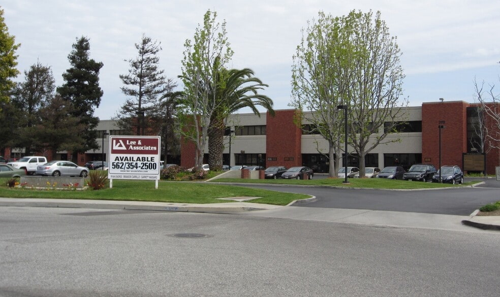 Primary Photo Of 370 Amapola Ave, Torrance Warehouse For Lease