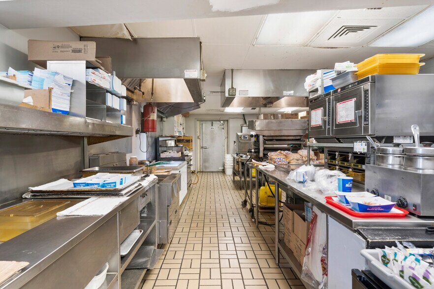 More Photos Of 1020 Horse Creek Rd SW, Darien Restaurant For Sale