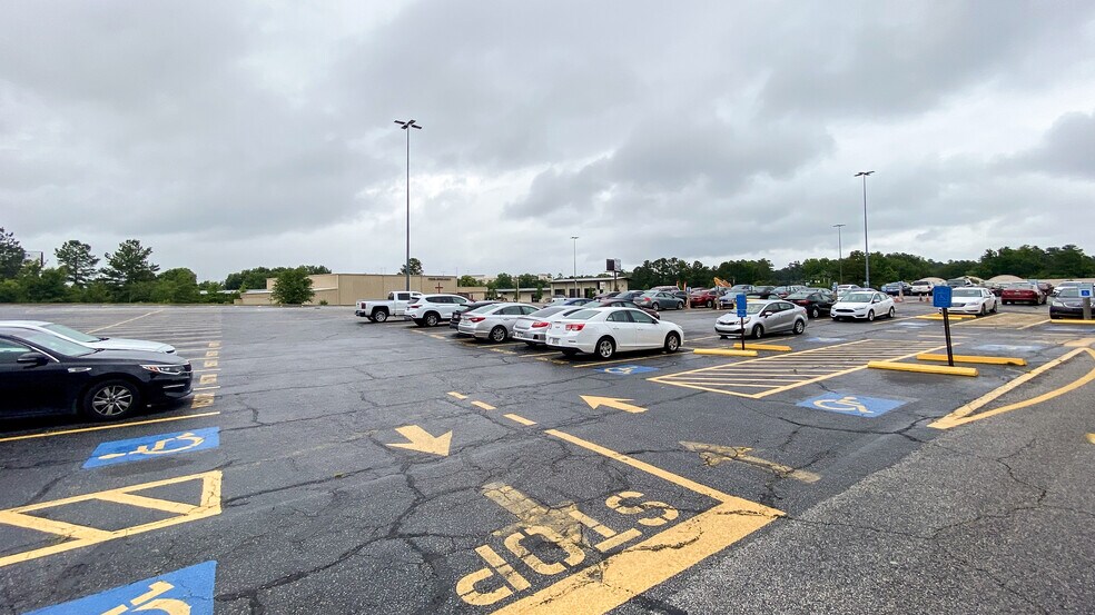 More Photos Of 2807 Wylds Rd, Augusta Office For Sale