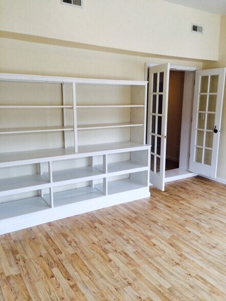 More Photos Of 521 N 1st St, Stockton Apartments For Sale