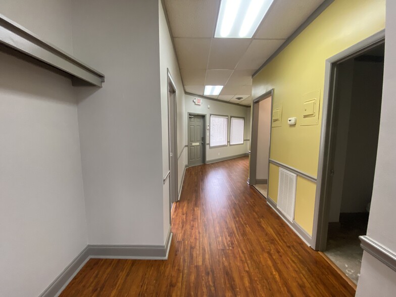 More Photos Of 3040 Holcomb Bridge Rd, Norcross Medical For Lease