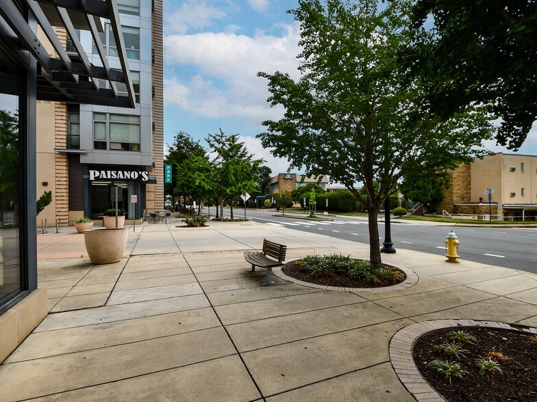 More Photos Of 2300 N Pershing Dr, Arlington Medical For Sale