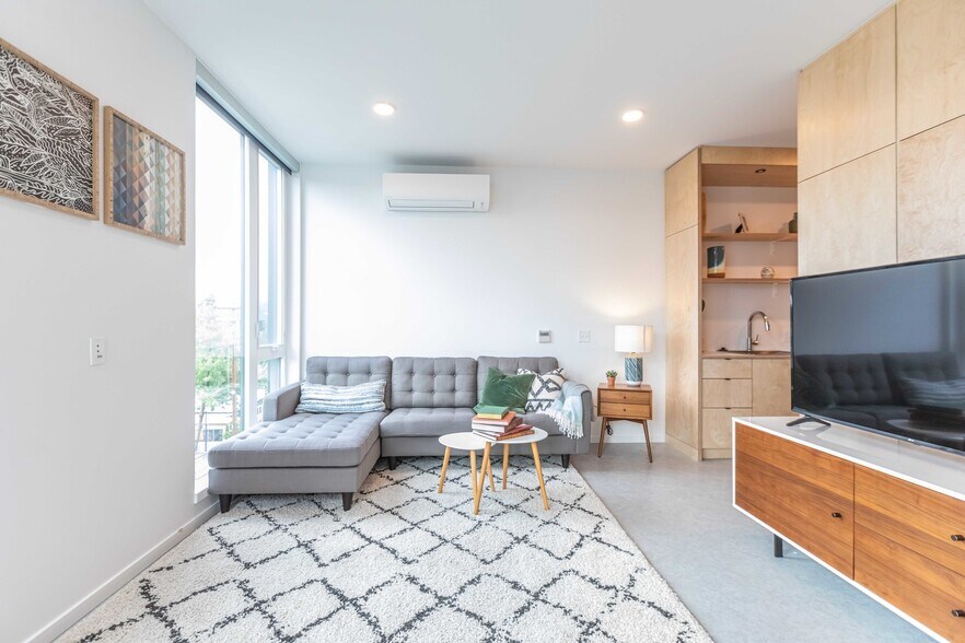 More Photos Of 3301 SE Division St, Portland Apartments For Sale