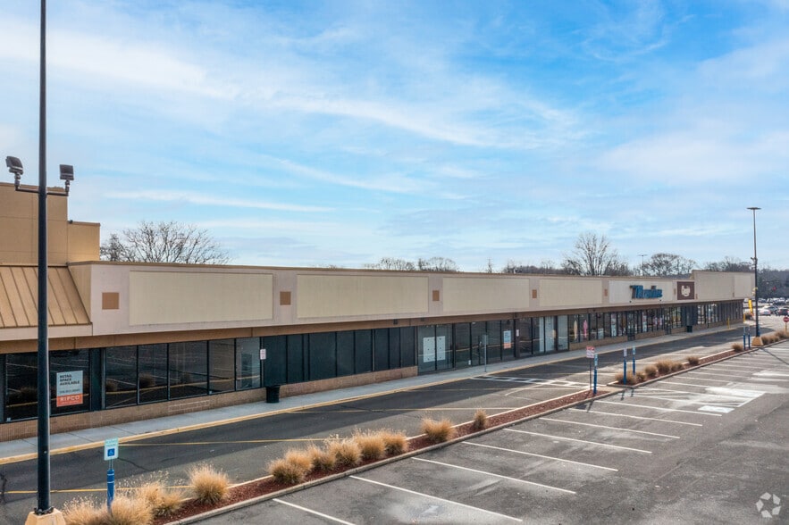 60161 Centereach Mall, Centereach, NY 11720 Retail For Lease