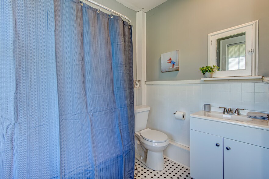 More Photos Of 1515 Stovall St, Augusta Apartments For Sale