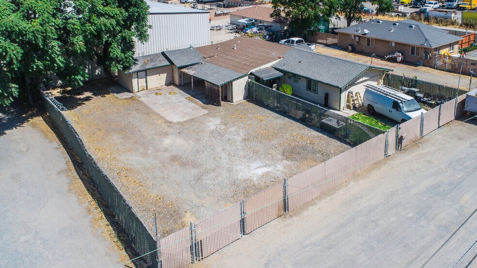 Primary Photo Of 5720 Preston Ave, Livermore Flex For Sale