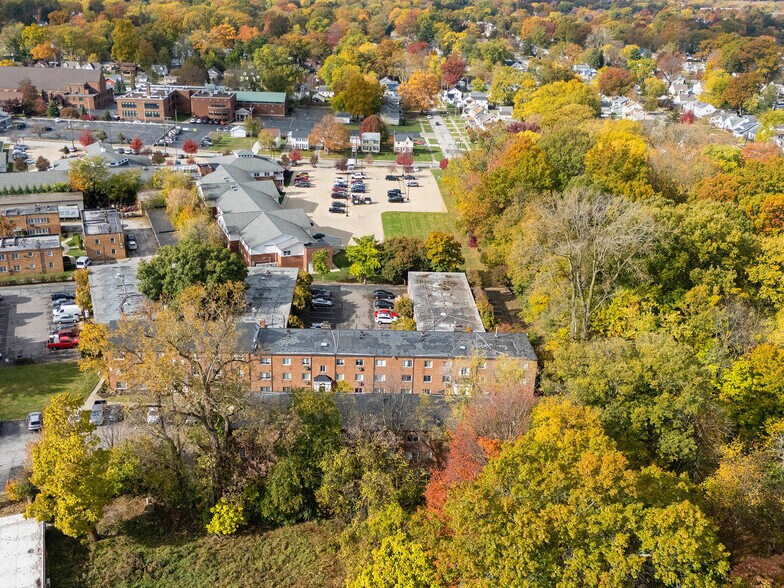 More Photos Of 20580 Lorain Rd, Fairview Park Apartments For Sale
