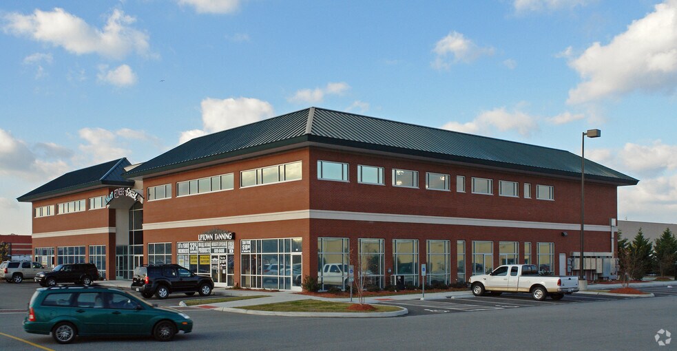 More Photos Of 2336 Elson Green Ave, Virginia Beach Health Club For Sale