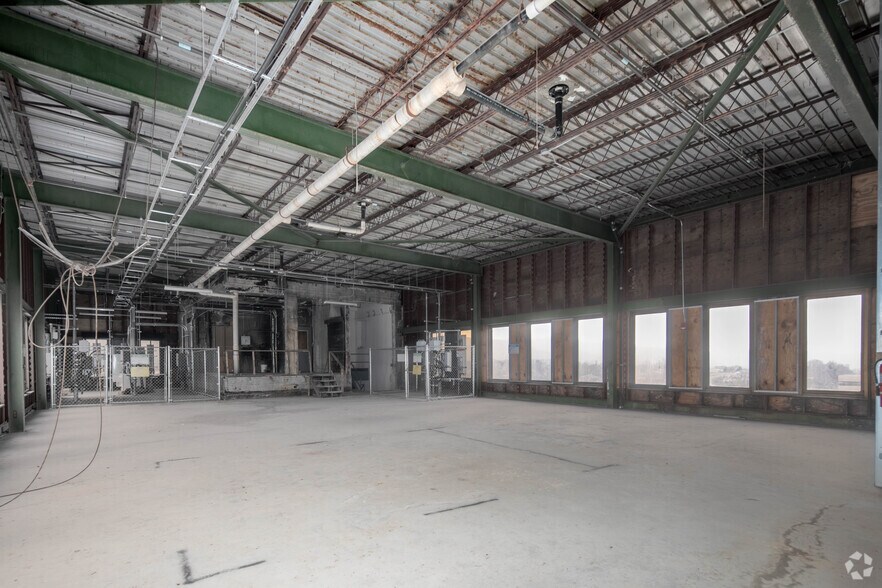 More Photos Of 931 Noble St, Anniston Office For Sale