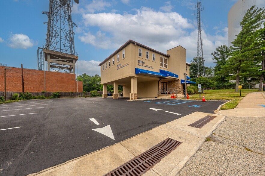 More Photos Of 8 Marcella Ave, West Orange Medical For Sale