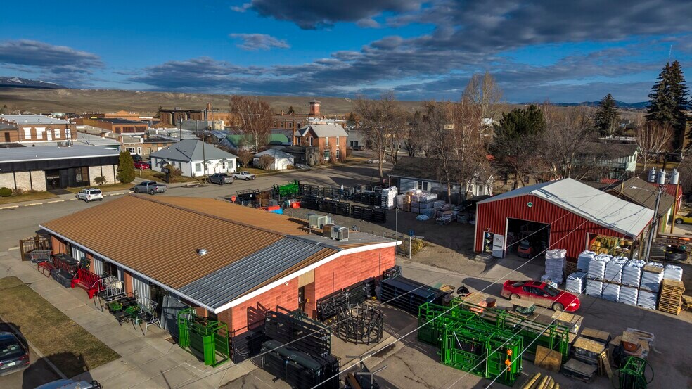 More Photos Of 401 Milwaukee Ave, Deer Lodge Office For Sale