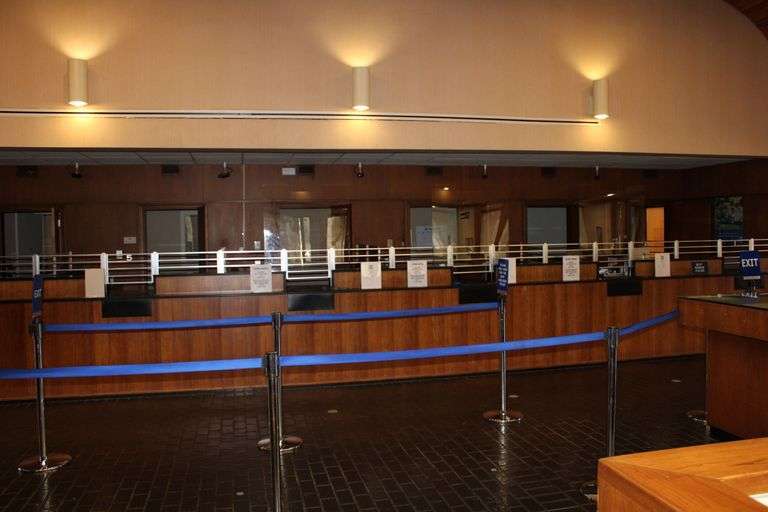 More Photos Of 604 Washington Ave, Greenville Bank For Lease