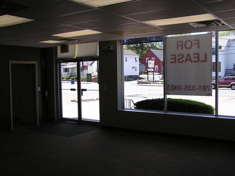 More Photos Of 238-250 Washington St, Weymouth Storefront For Lease