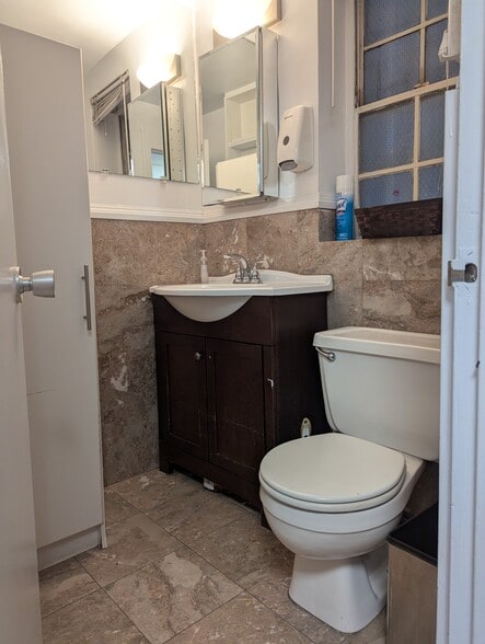 More Photos Of 11 E 86th St, New York Apartments For Sale