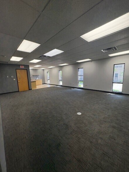 More Photos Of 10805 Indeco Dr, Blue Ash Office For Lease